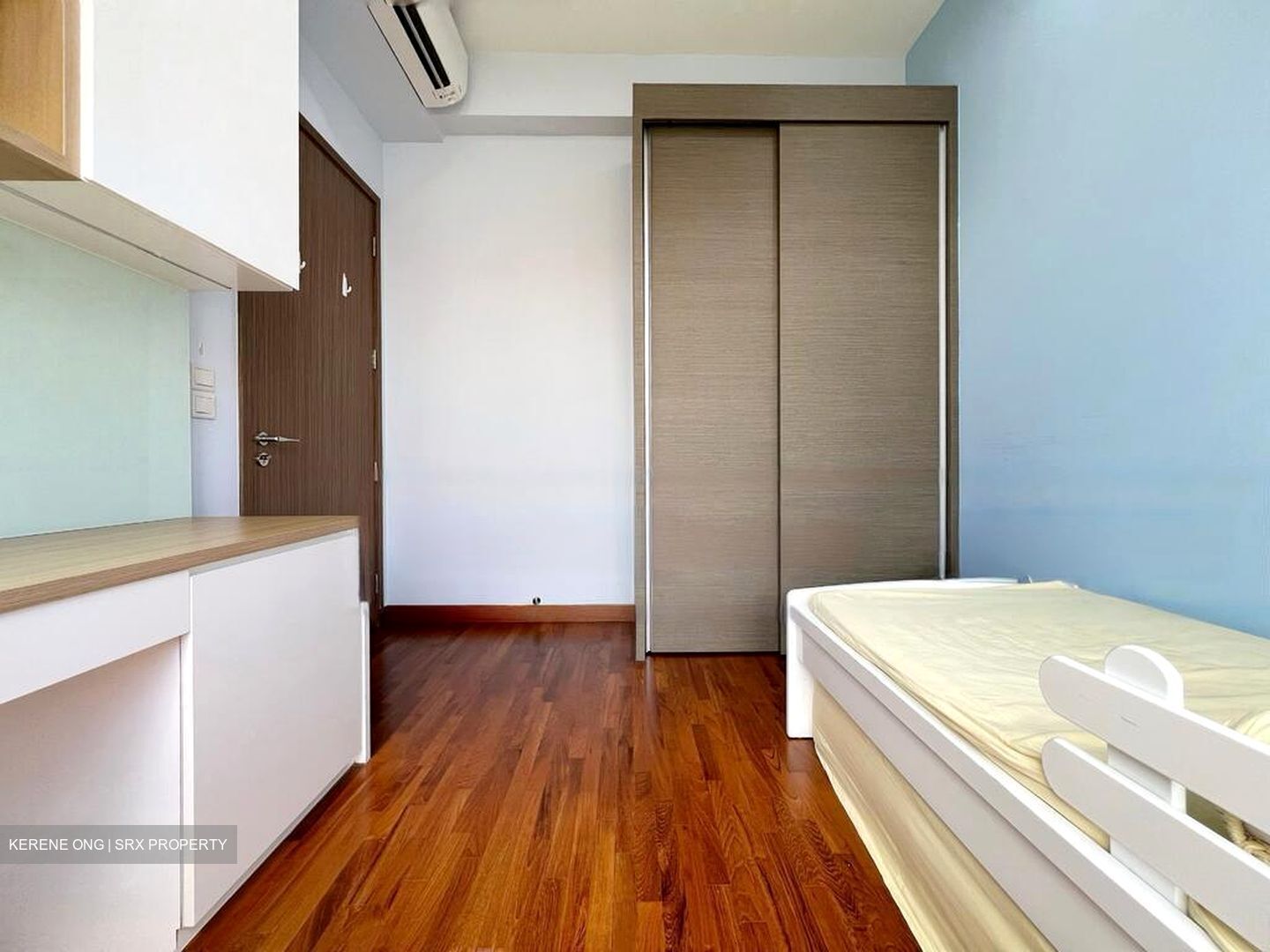 Sunrise Avenue (D28), Terrace #453273751